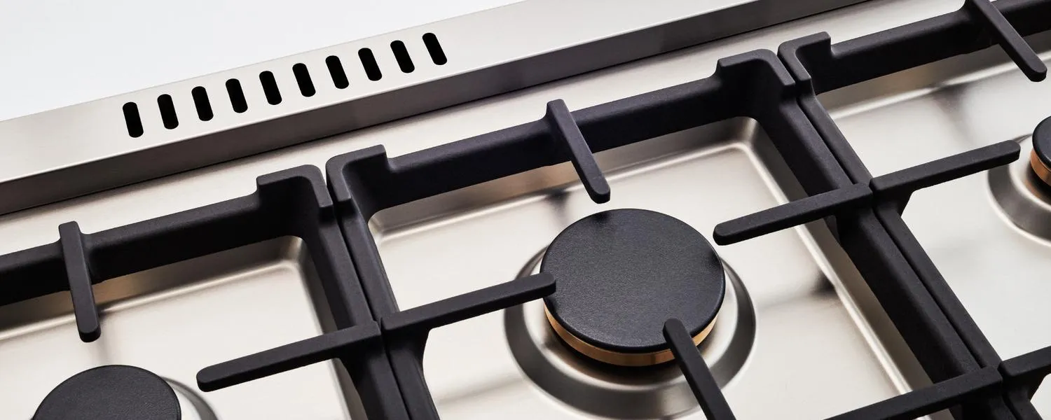 Bertazzoni PRO366BCFGMBIT 36 Inch All Gas Range, 6 Brass Burners And Cast Iron Griddle Bianco