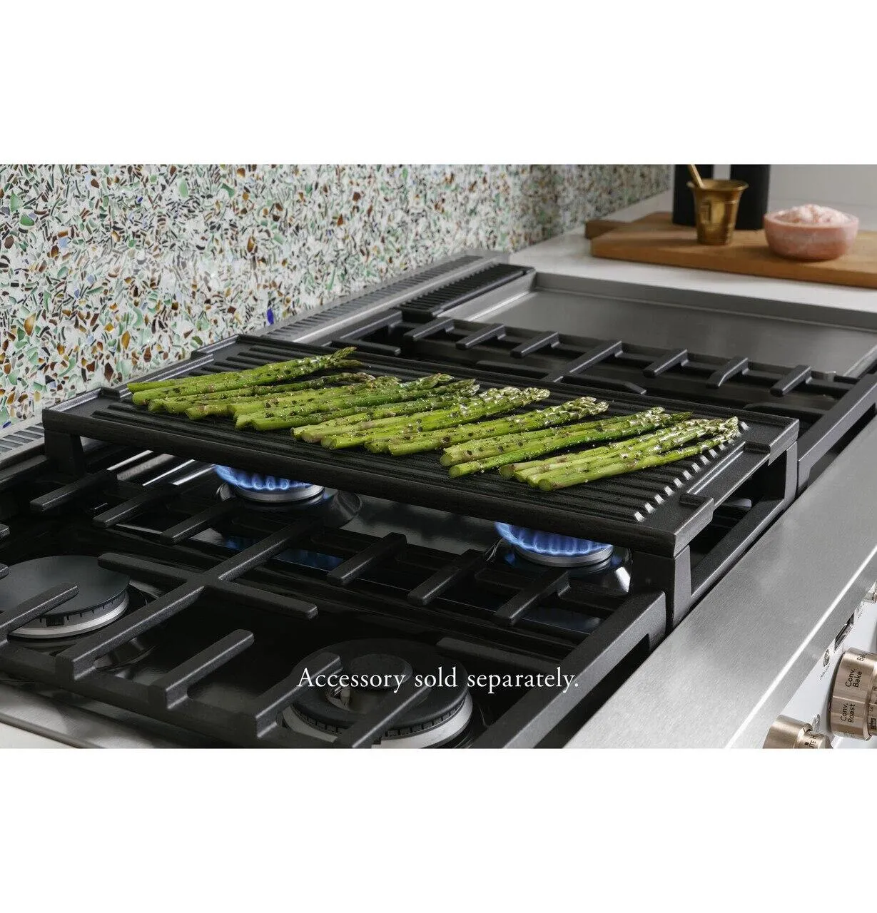 Cafe C2Y366P4TW2 Caf&#8482; 36" Smart Dual-Fuel Commercial-Style Range With 6 Burners (Natural Gas)