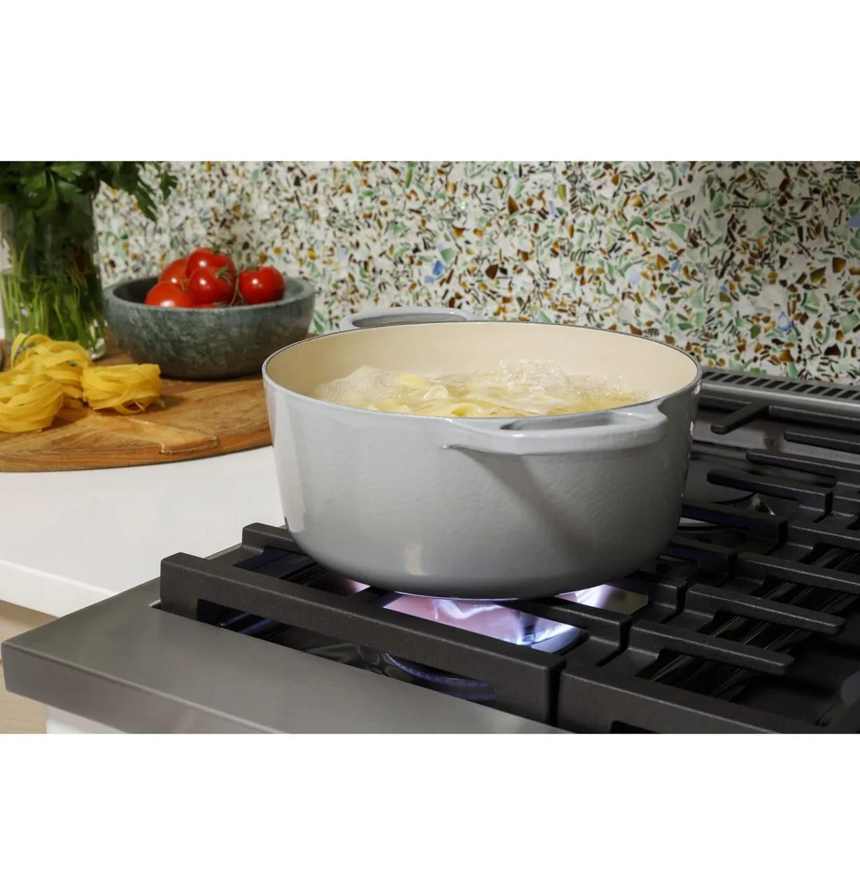 Cafe C2Y486P4TW2 Caf&#8482; 48" Smart Dual-Fuel Commercial-Style Range With 6 Burners And Griddle (Natural Gas)