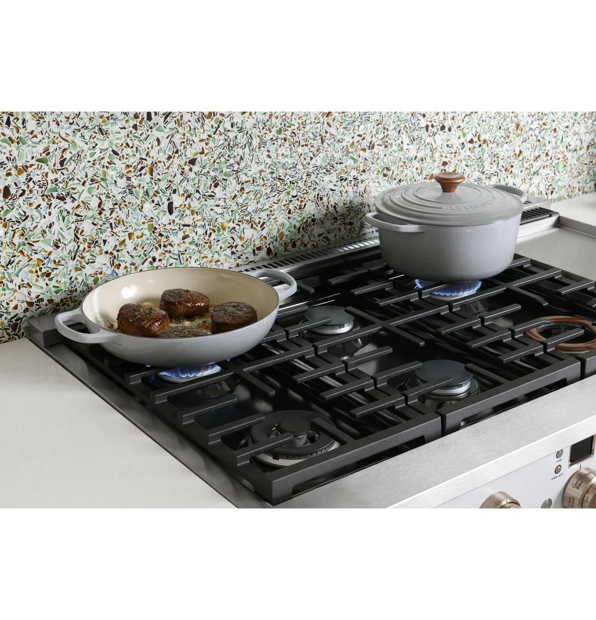 Cafe C2Y486P4TW2 Caf&#8482; 48" Smart Dual-Fuel Commercial-Style Range With 6 Burners And Griddle (Natural Gas)