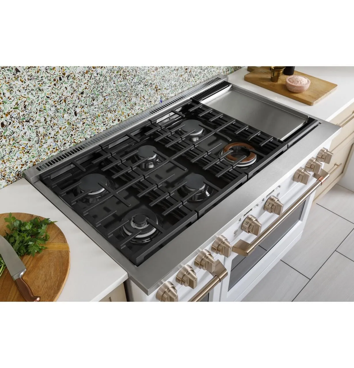 Cafe C2Y486P4TW2 Caf&#8482; 48" Smart Dual-Fuel Commercial-Style Range With 6 Burners And Griddle (Natural Gas)