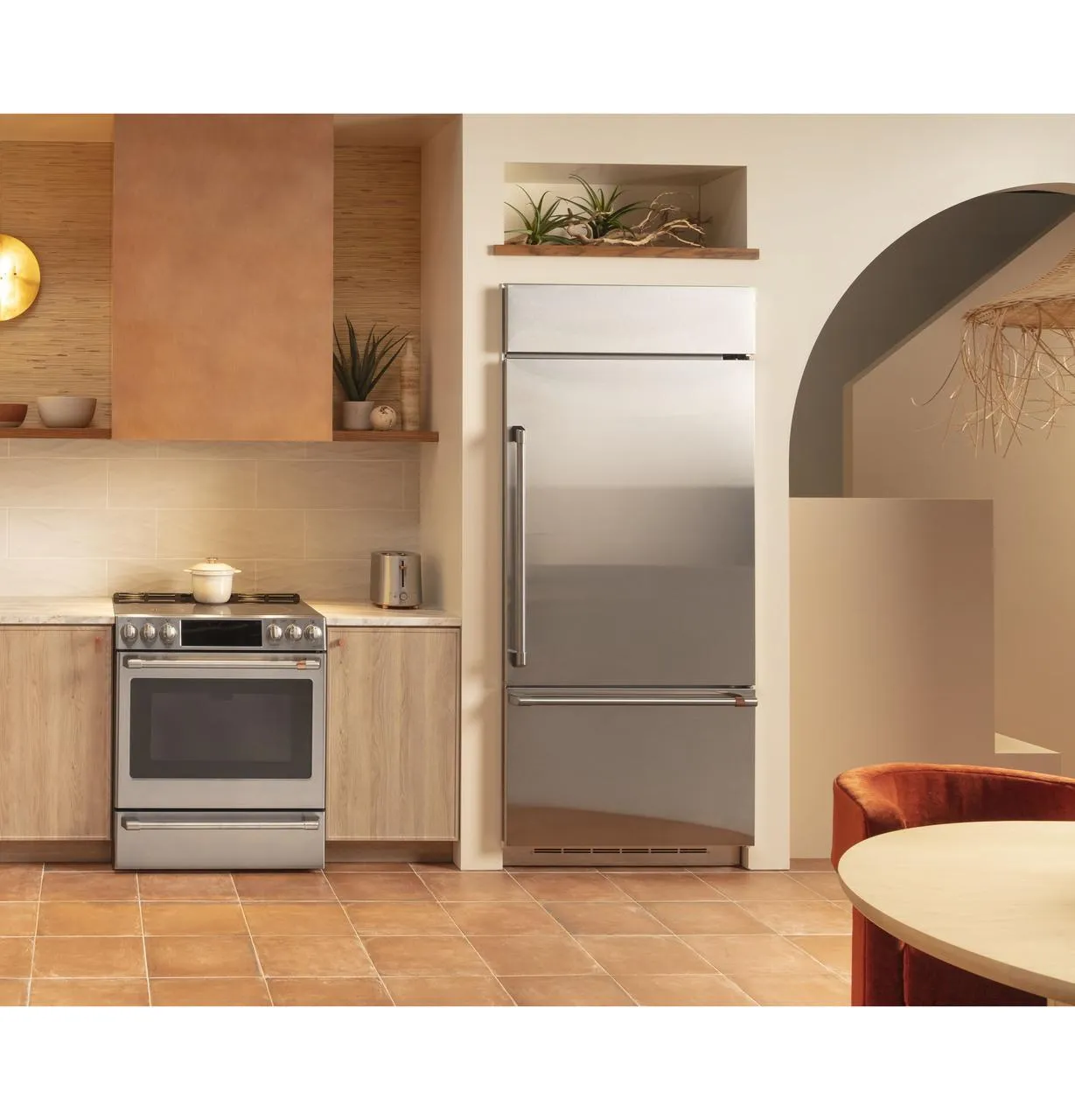 Cafe CHS90XP2MS1 Caf&#8482; 30" Smart Slide-In, Front-Control, Induction And Convection Range With In-Oven Camera