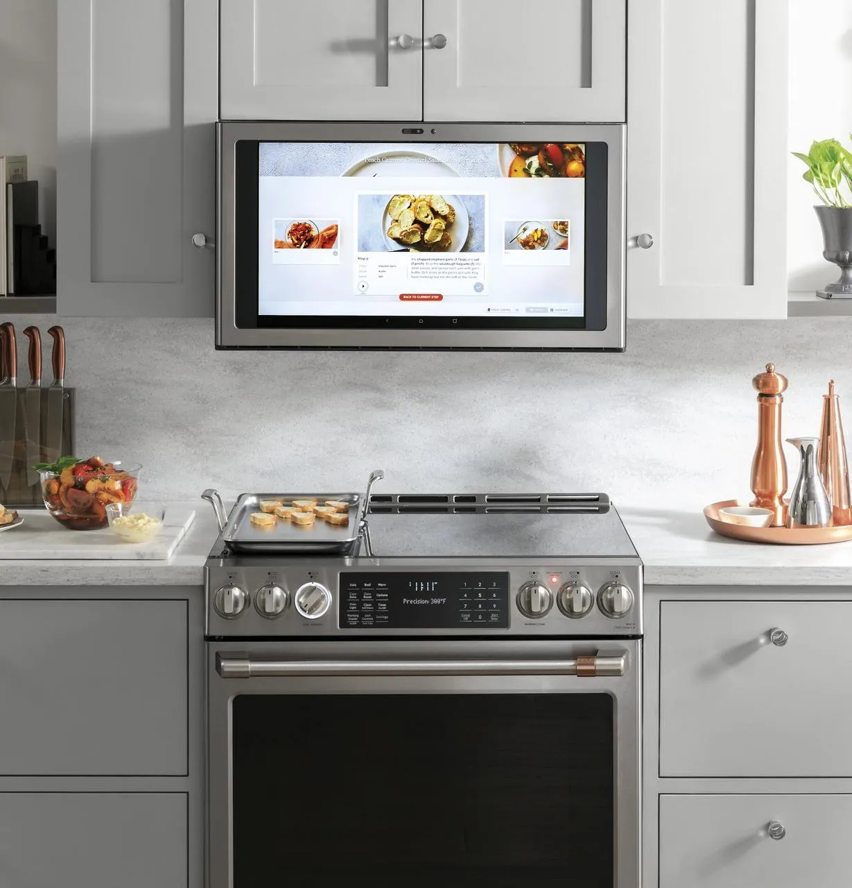 Cafe CHS90XP2MS1 Caf&#8482; 30" Smart Slide-In, Front-Control, Induction And Convection Range With In-Oven Camera