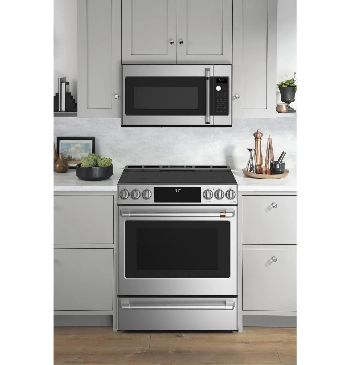 Cafe CHS90XP2MS1 Caf&#8482; 30" Smart Slide-In, Front-Control, Induction And Convection Range With In-Oven Camera