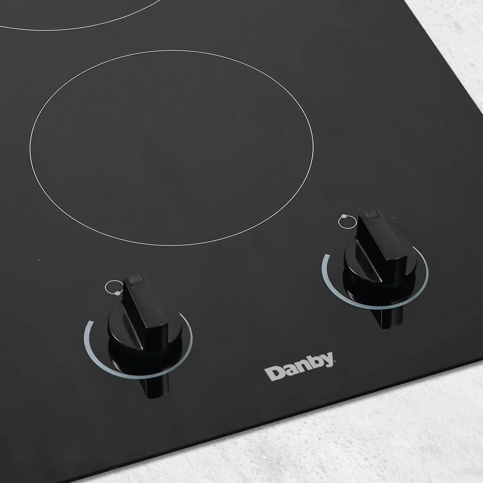 Danby DRC14A1BD Danby 14-Inch Radiant 2 Burner Cooktop