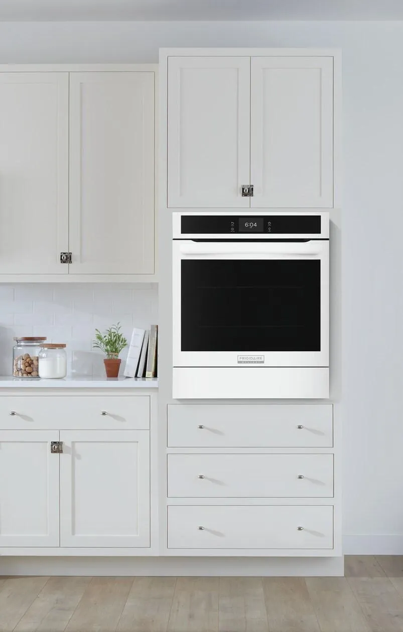 Frigidaire GCWS2438AW Frigidaire Gallery 24" Single Electric Wall Oven With Air Fry