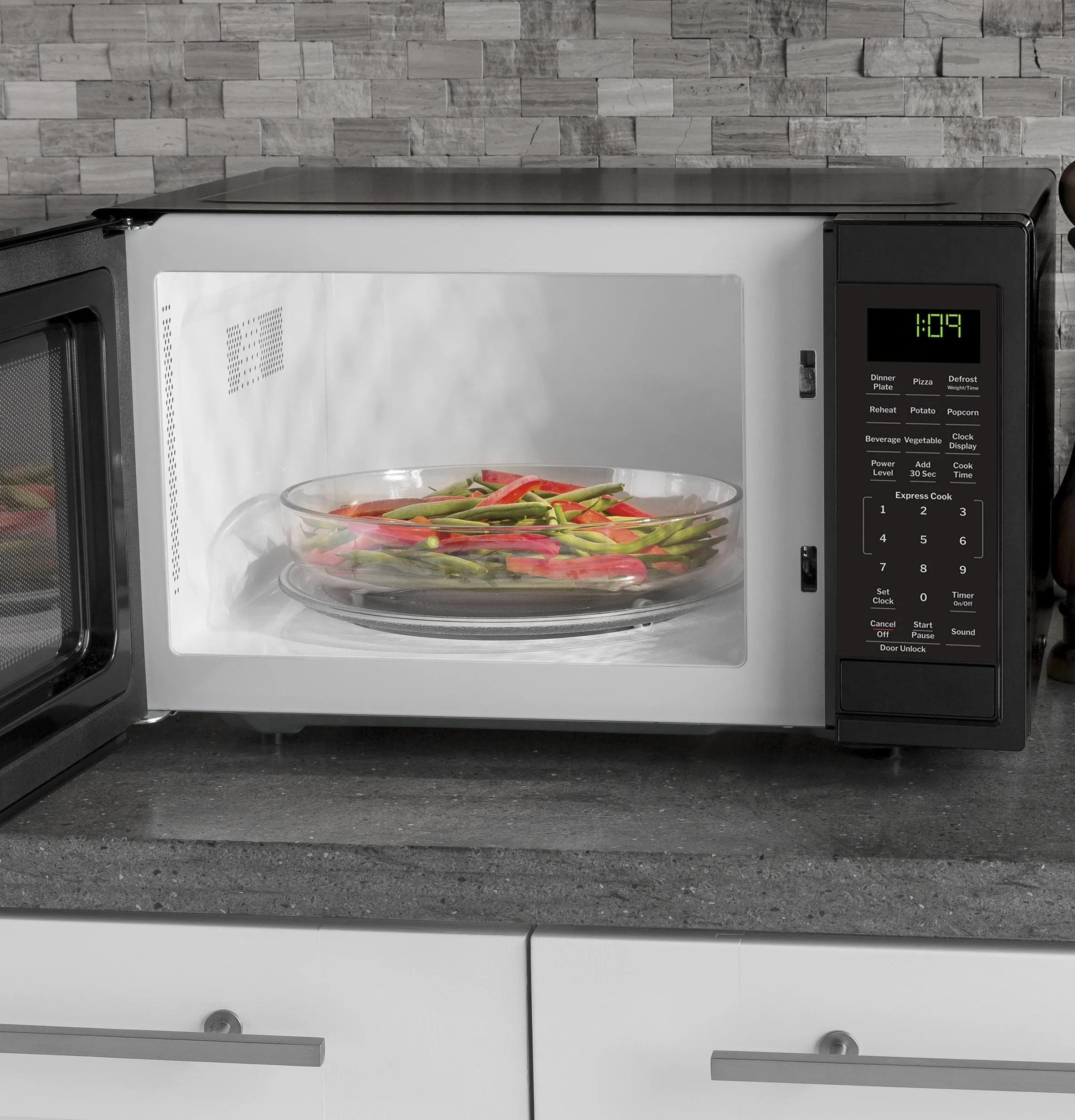 Ge Appliances GCST09N1WBB Ge 0.9 Cu. Ft. Capacity Countertop Microwave Oven