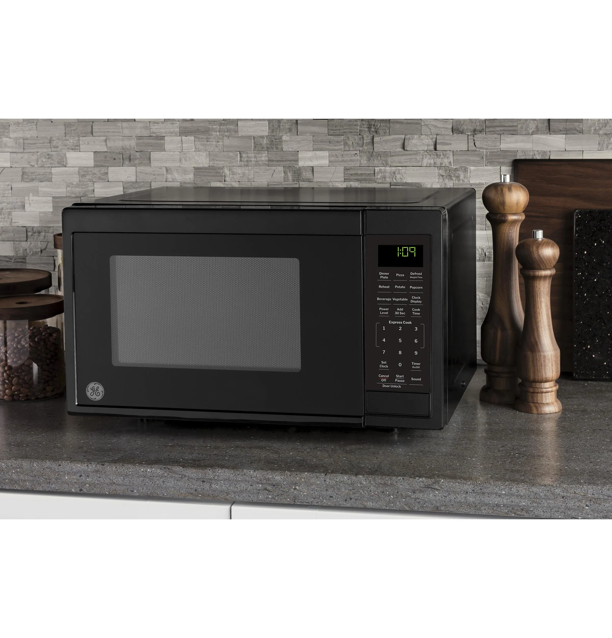 Ge Appliances GCST09N1WBB Ge 0.9 Cu. Ft. Capacity Countertop Microwave Oven