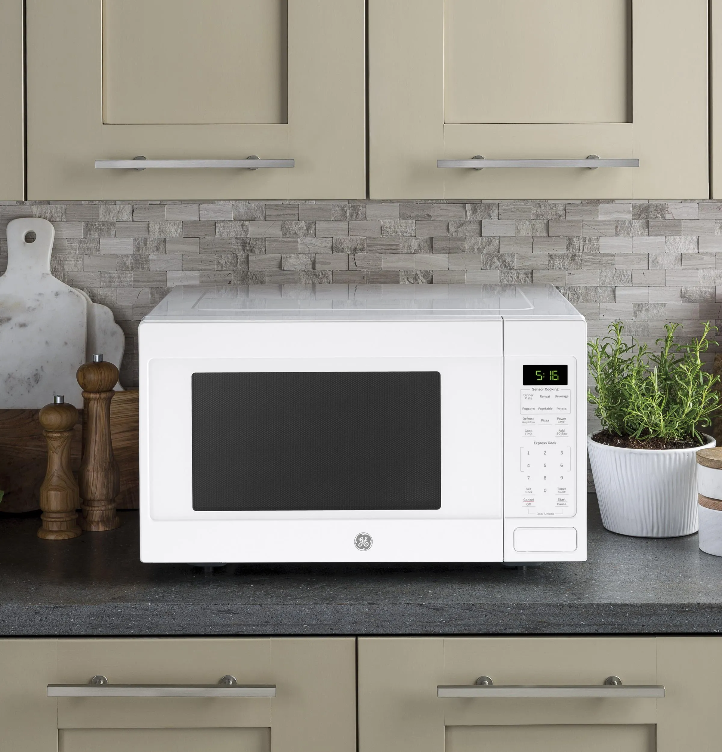 Ge Appliances GCST16S1WWW Ge 1.6 Cu. Ft. Countertop Microwave Oven