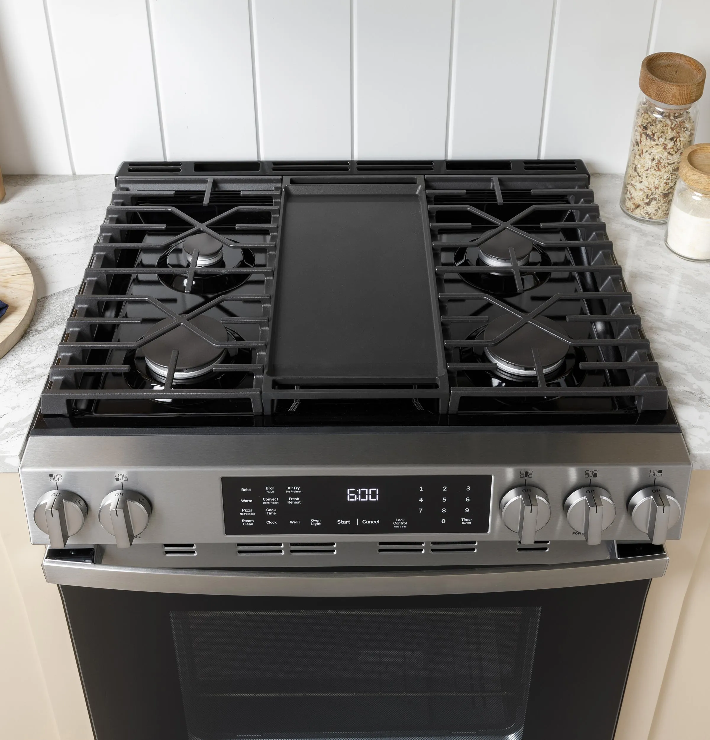 Ge Appliances GGF600AVES Ge? 30" Free-Standing Gas Convection Range With No Preheat Air Fry And Easywash&#8482; Oven Tray