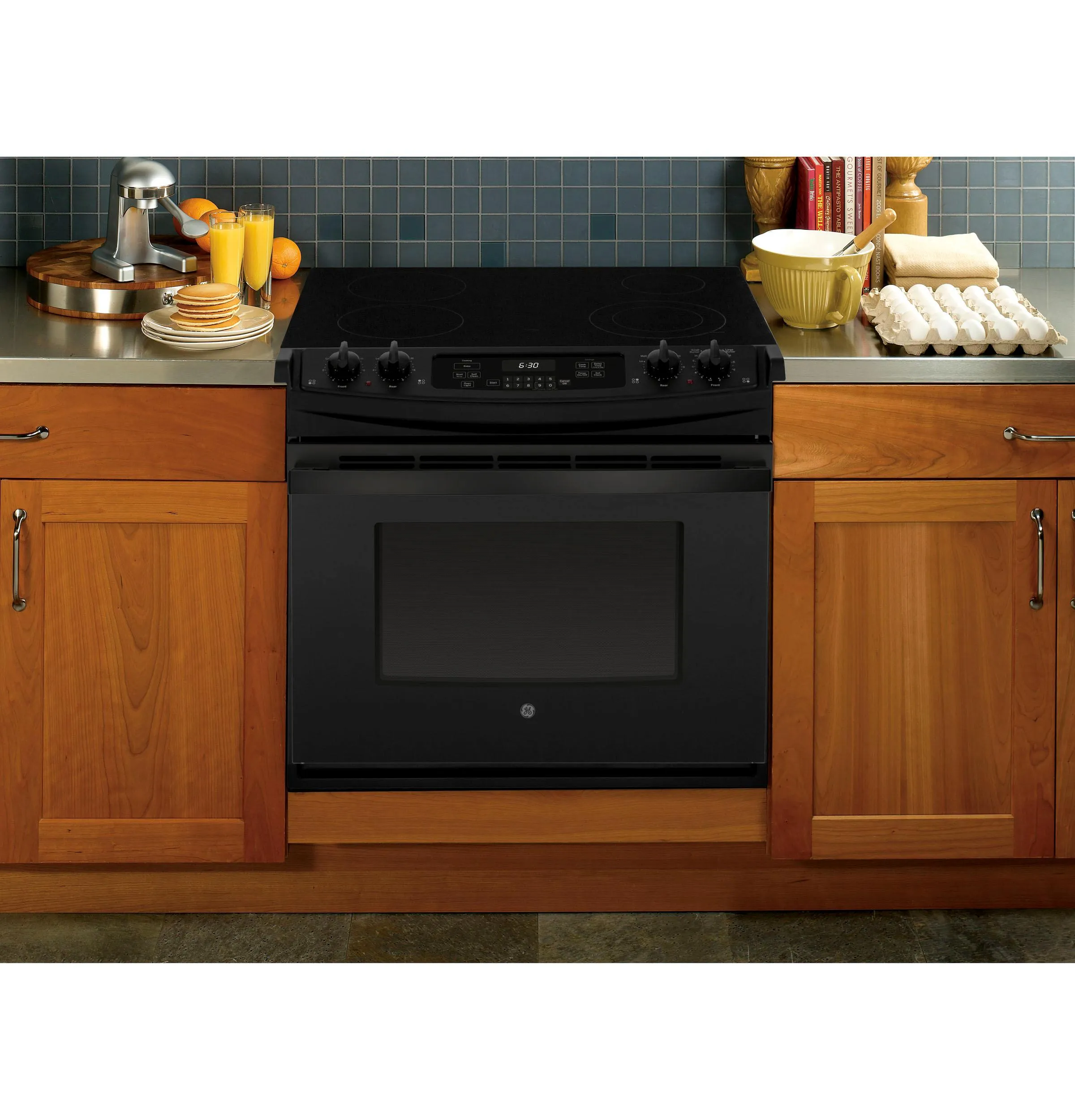 Ge Appliances JD630DTBB Ge 30" Drop-In Electric Range
