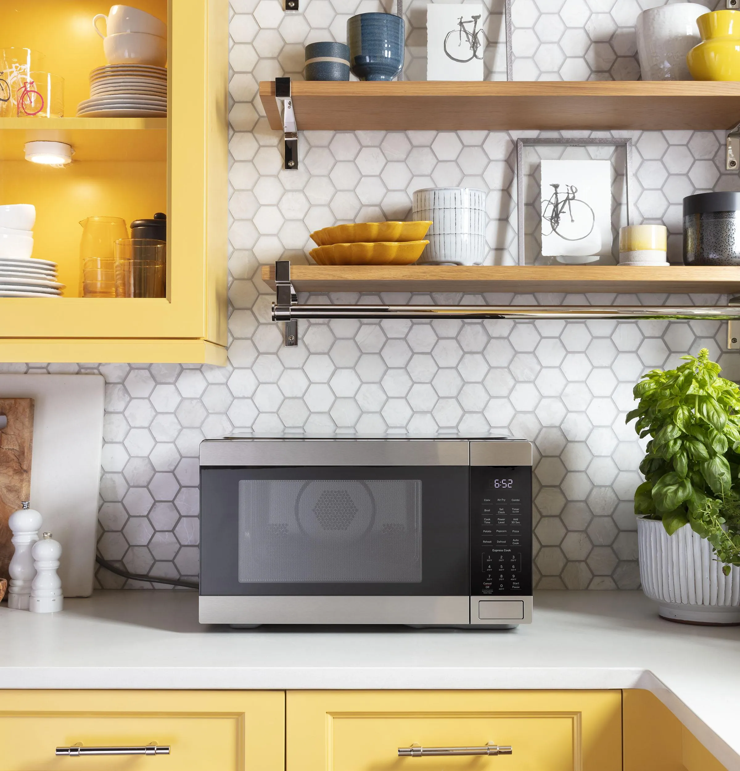 Ge Appliances JES1109RRSS Ge 1.0 Cu. Ft. Capacity Countertop Convection Microwave Oven With Air Fry