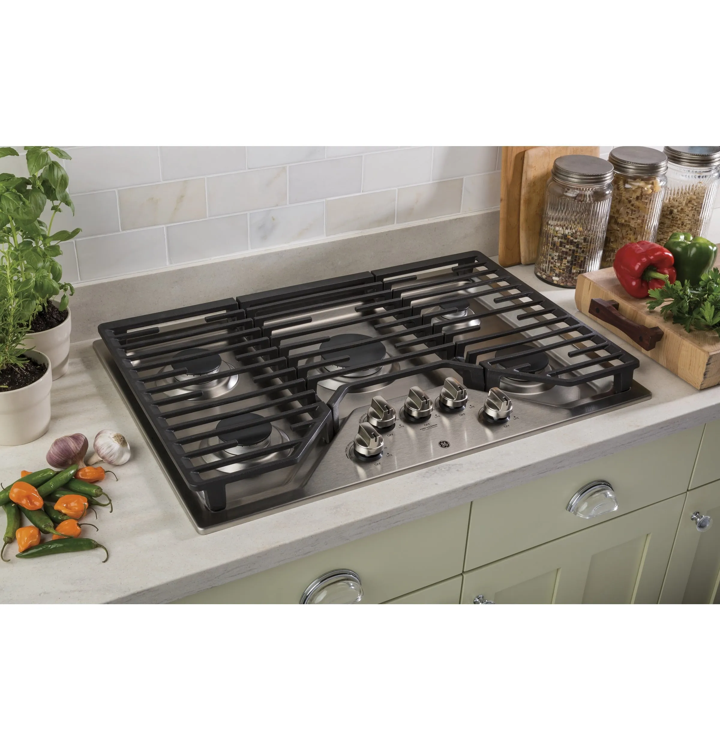 Ge Appliances JGP5030SLSS Ge 30" Built-In Gas Cooktop With 5 Burners And Dishwasher Safe Grates