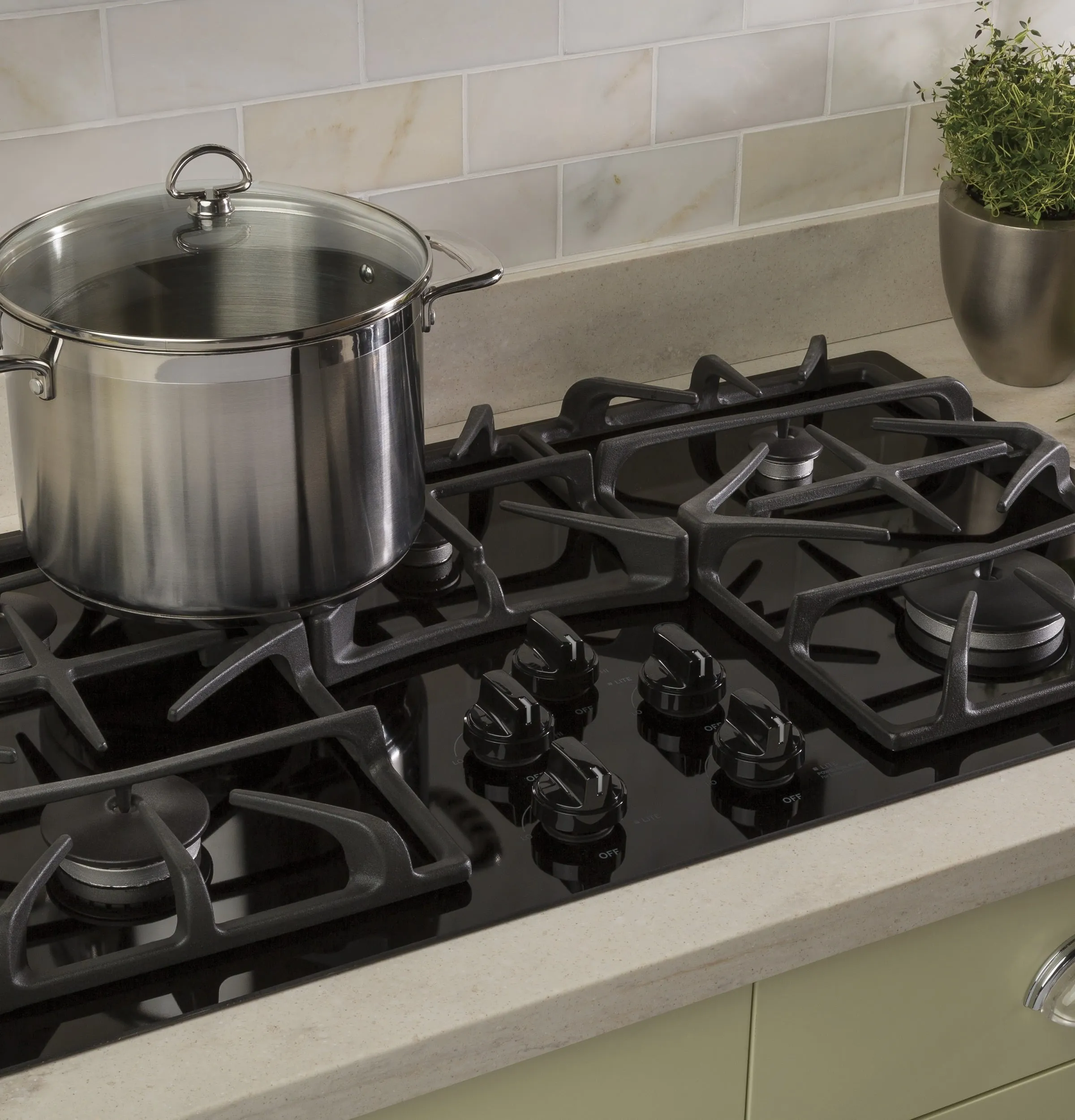 Ge Appliances JGP5536DLBB Ge 36" Built-In Gas On Glass Cooktop With 5 Burners And Dishwasher Safe Grates