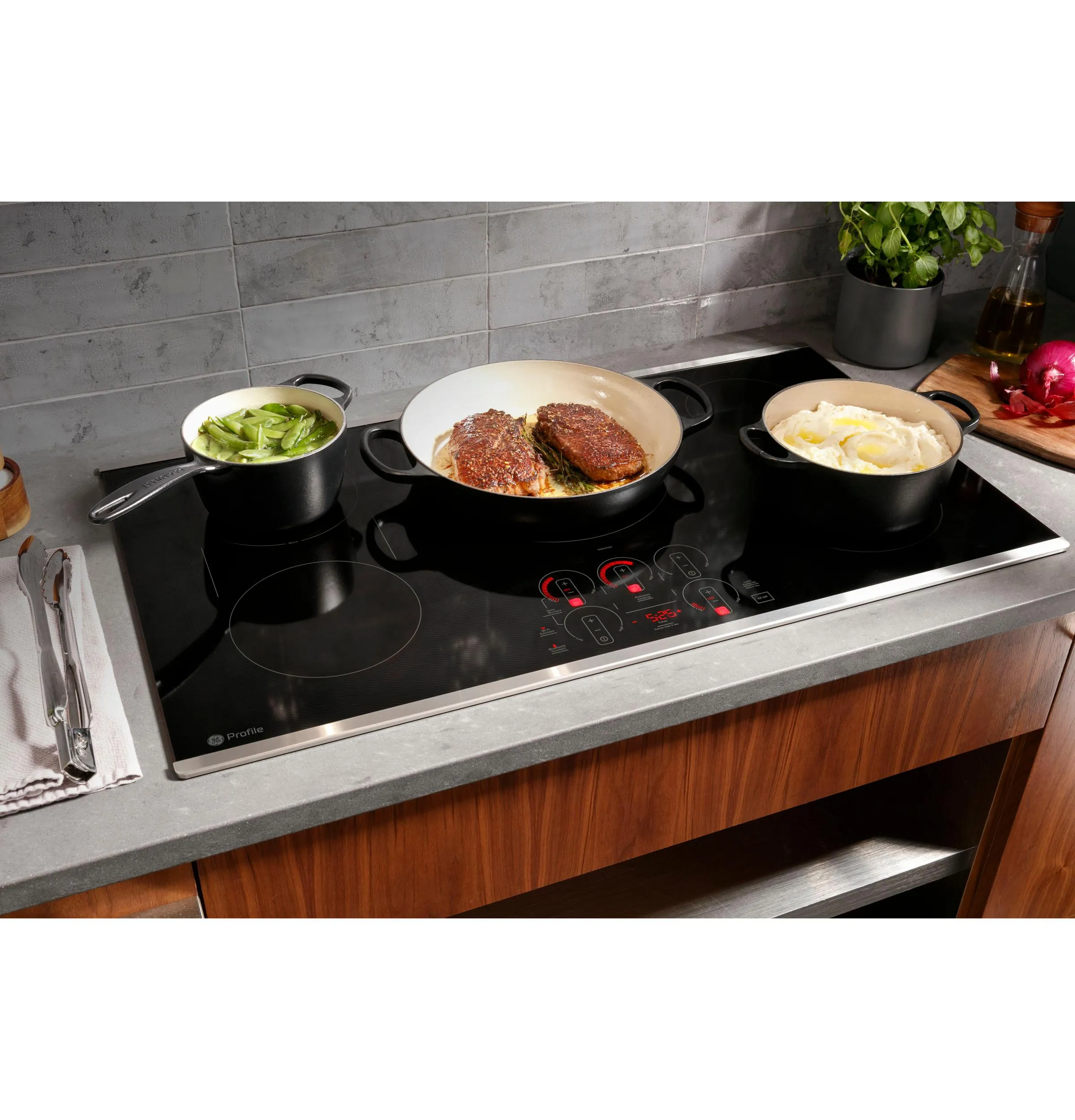Ge Appliances PHP7036DTBB Ge Profile&#8482; 36" Built-In Touch Control Induction Cooktop