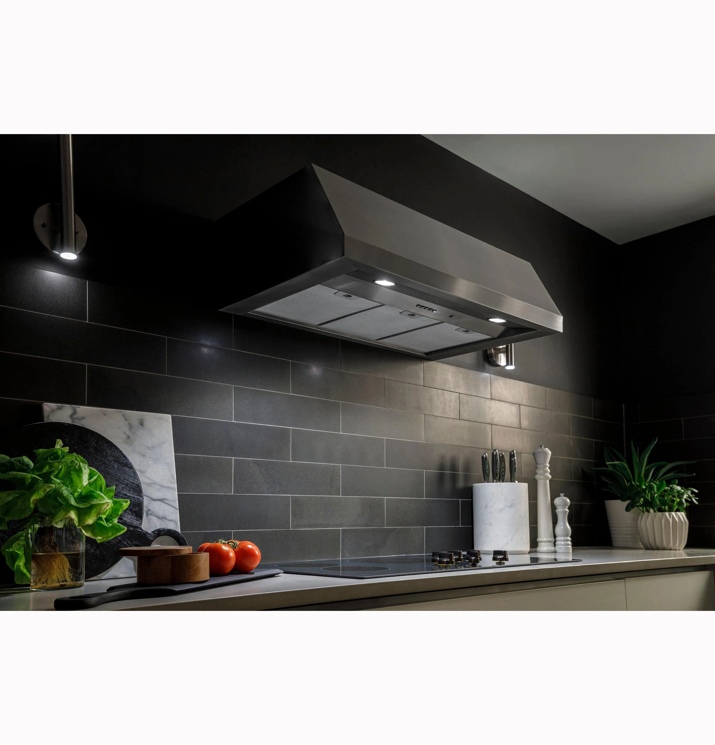 Ge Appliances UBW30YIEWSS 30" Commercial Style Hood