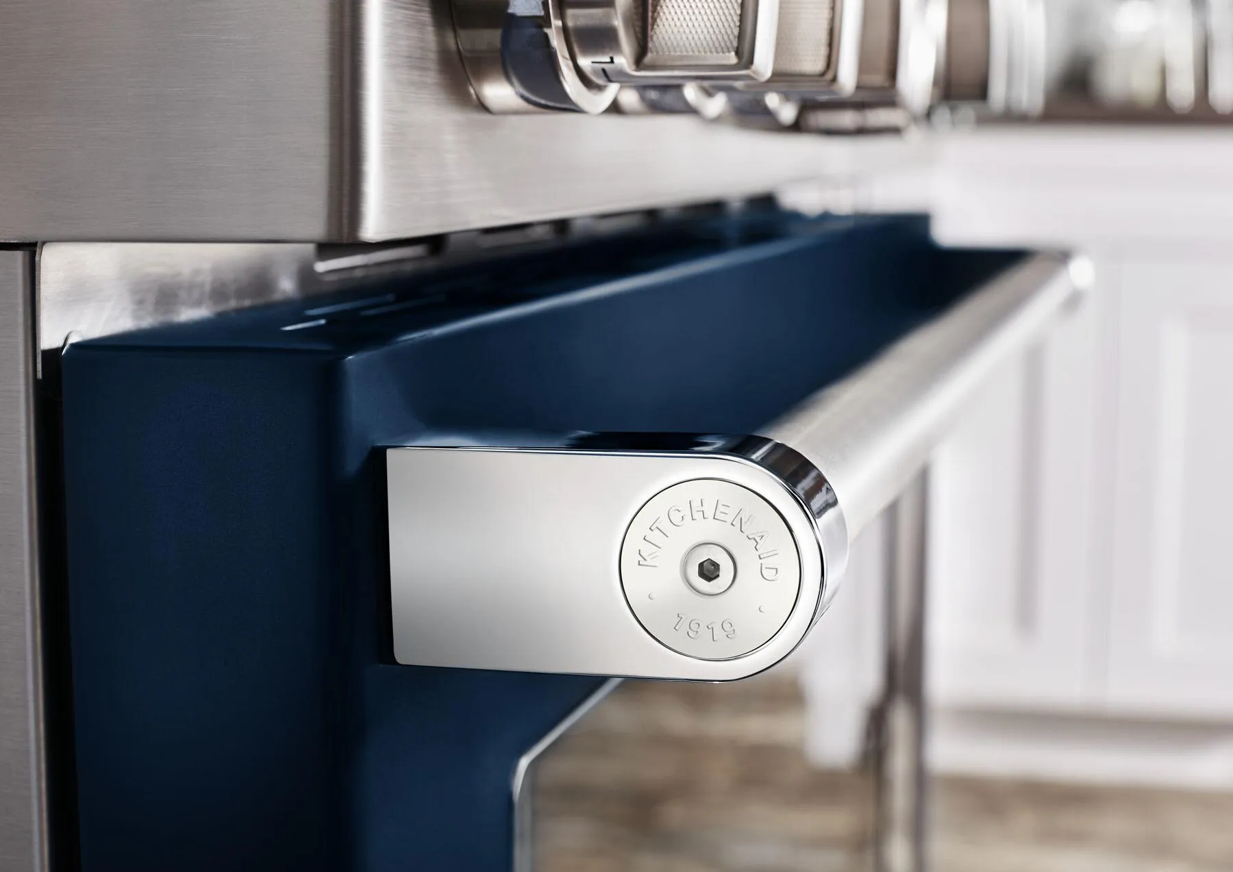 Kitchenaid W11368841MP Kitchenaid Commercial-Style Range Handle Medallion Kit - Mascarpone