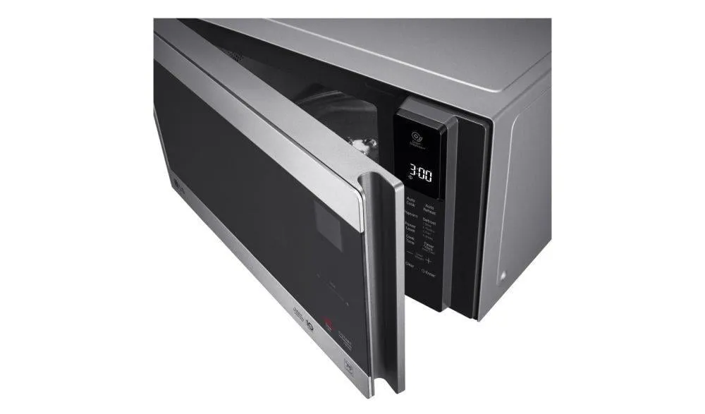 Lg LMC0975ST 0.9 Cu. Ft. Neochef&#8482; Countertop Microwave With Smart Inverter And Easyclean