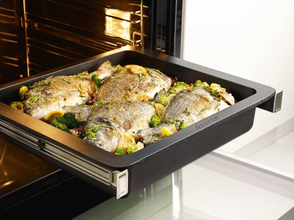 Miele HUB5001XL Hub 5001-Xl - Induction Gourmet Casserole Dish For Frying, Braising And Gratinating.