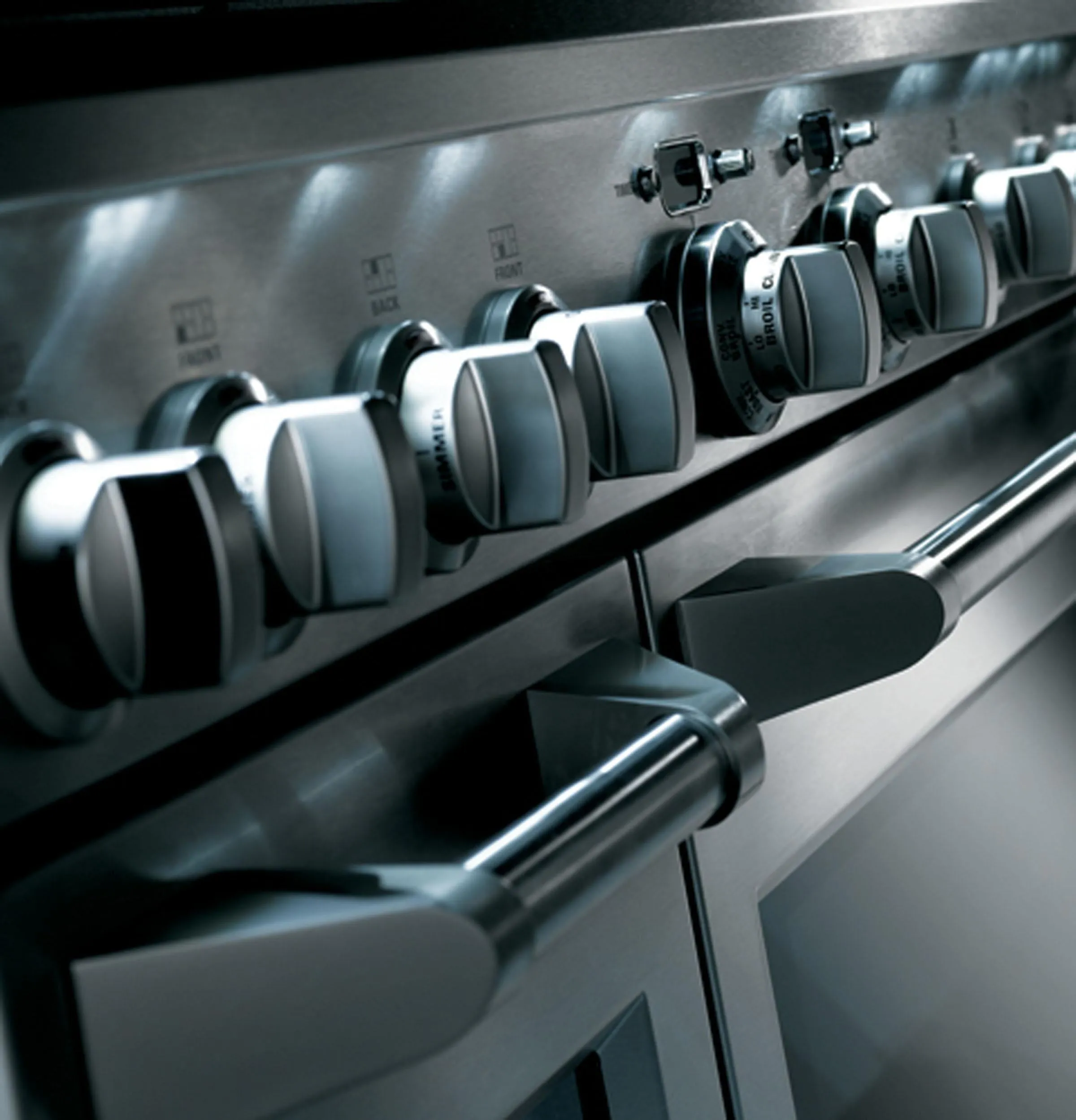 Monogram ZGP304LRSS Monogram 30" All Gas Professional Range With 4 Burners (Liquid Propane)