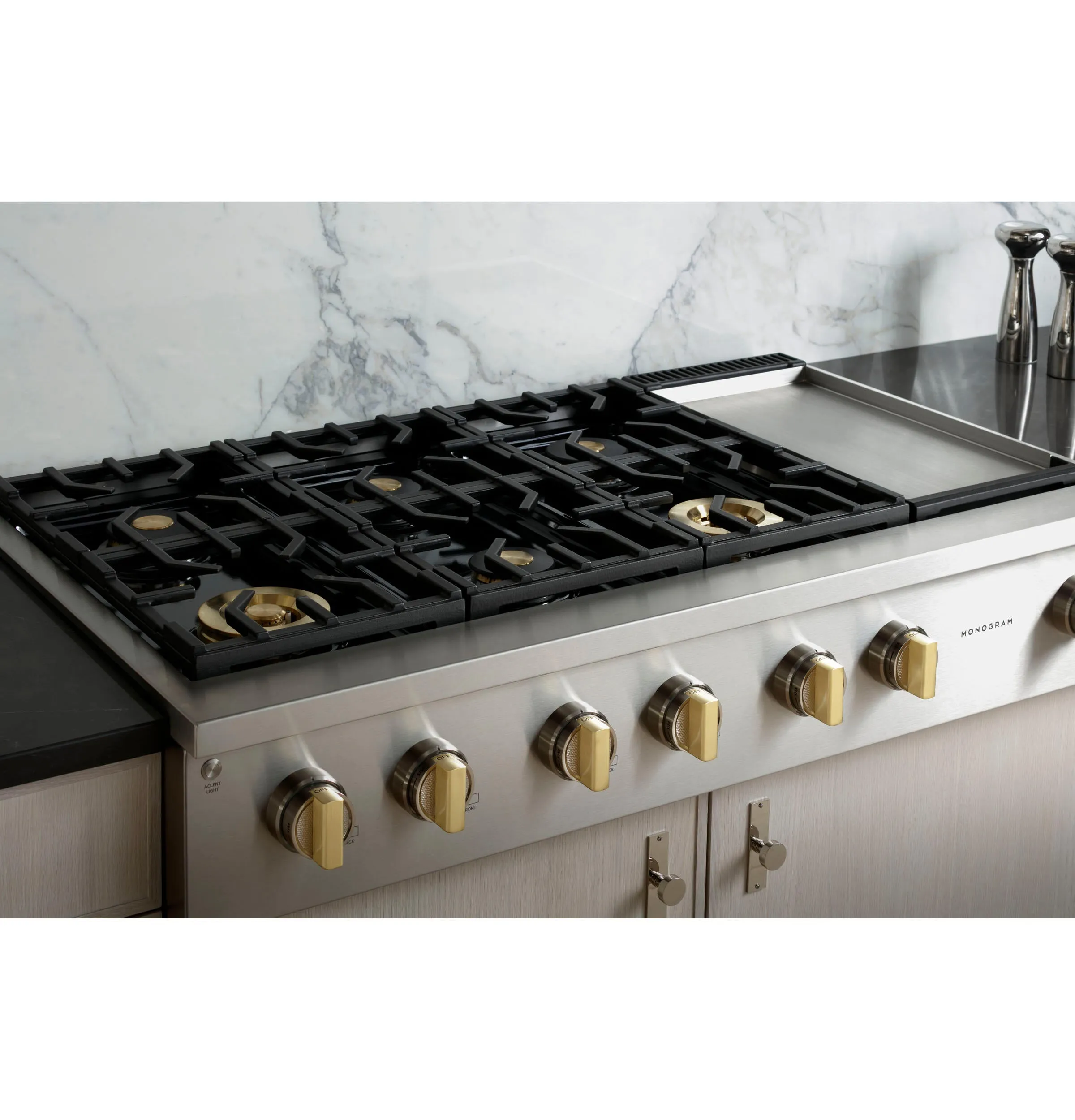Monogram ZGU486NDTSS Monogram 48" Professional Gas Rangetop With 6 Burners And Griddle (Natural Gas)