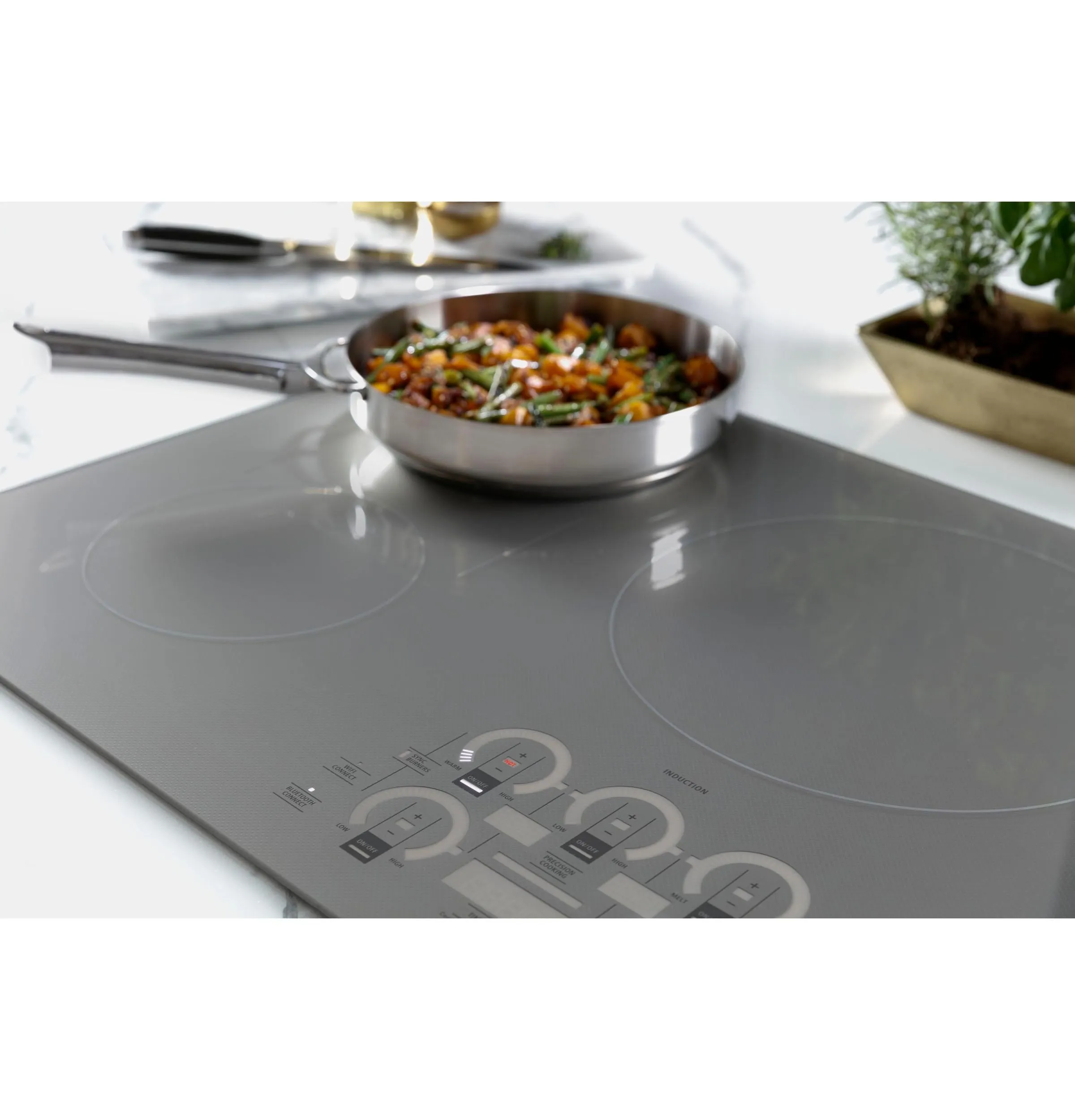 Monogram ZHU36RSTSS Monogram 36" Induction Cooktop
