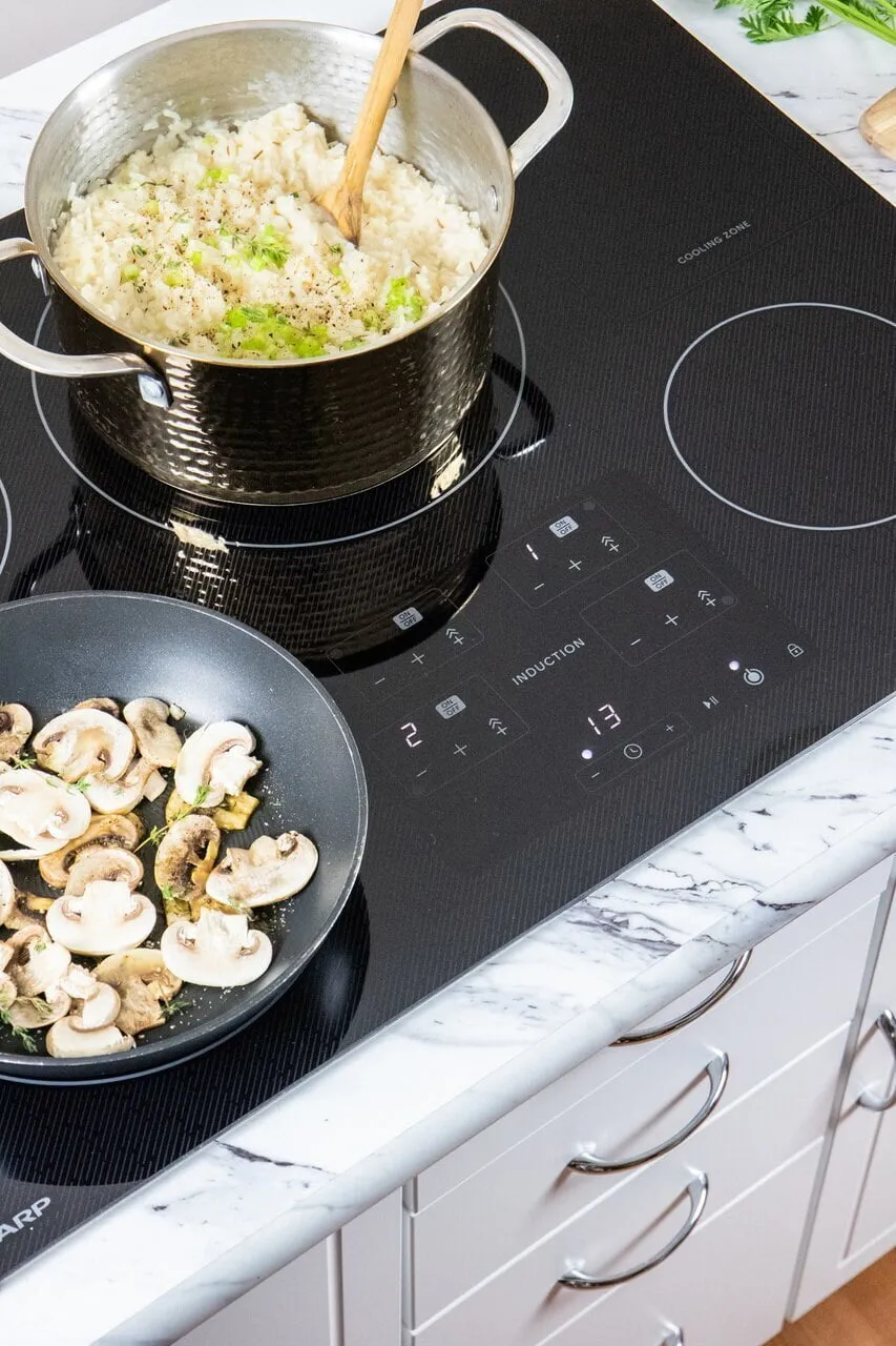 Sharp SDH3042DB 30 In. Width Induction Cooktop, European Black Mirror Finish Made With Premium Schott Glass