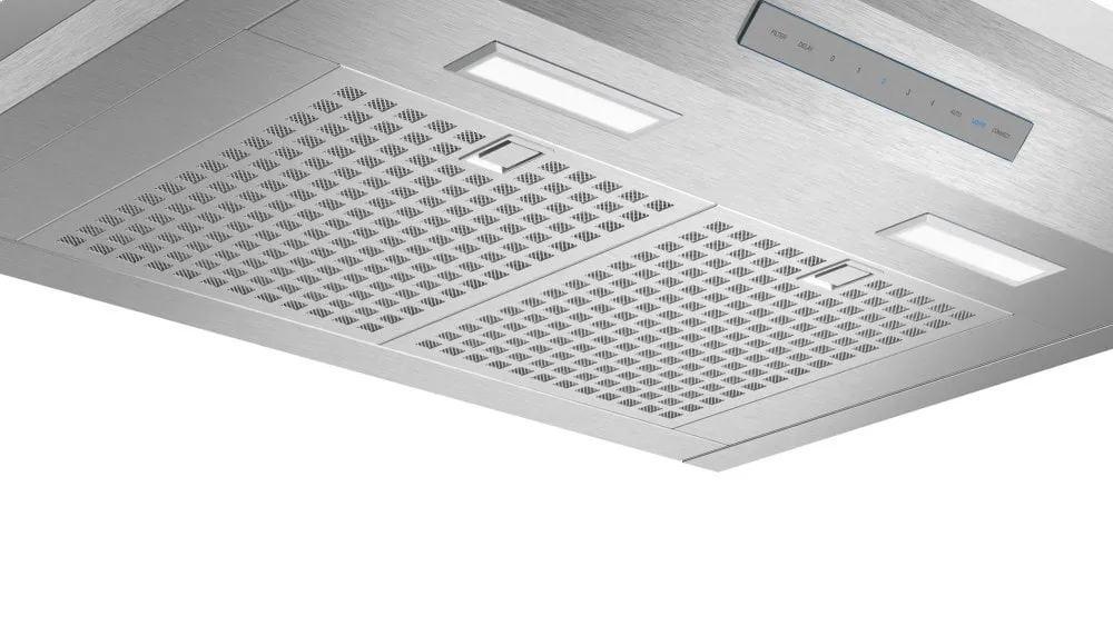 Thermador HMCB30WS 30-Inch Masterpiece Pyramid Chimney Wall Hood With 600 Cfm