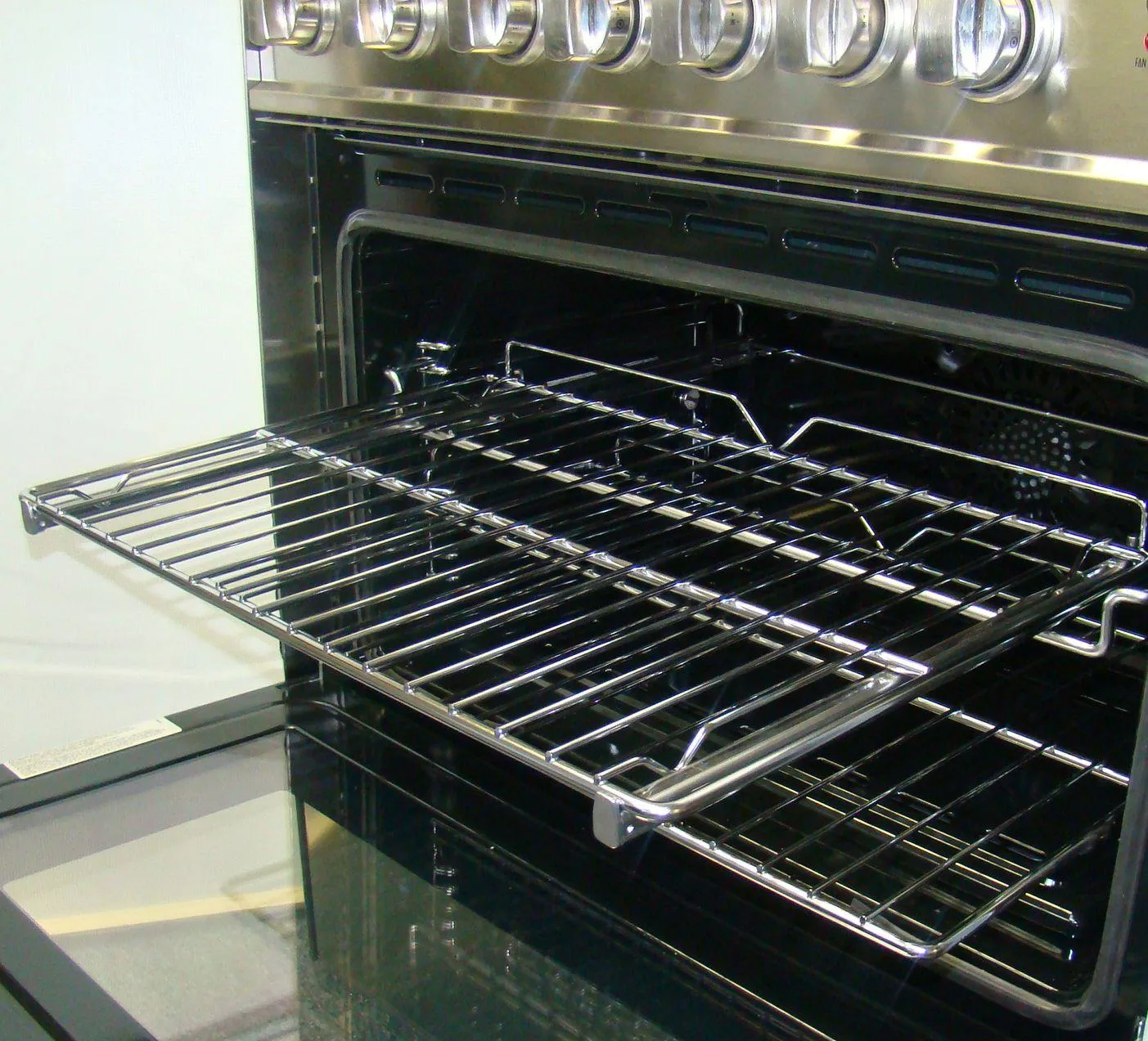 Verona VEGLIDE36DES Additional Glide Rack For Designer Range Range Accessories heavy duty range knobs